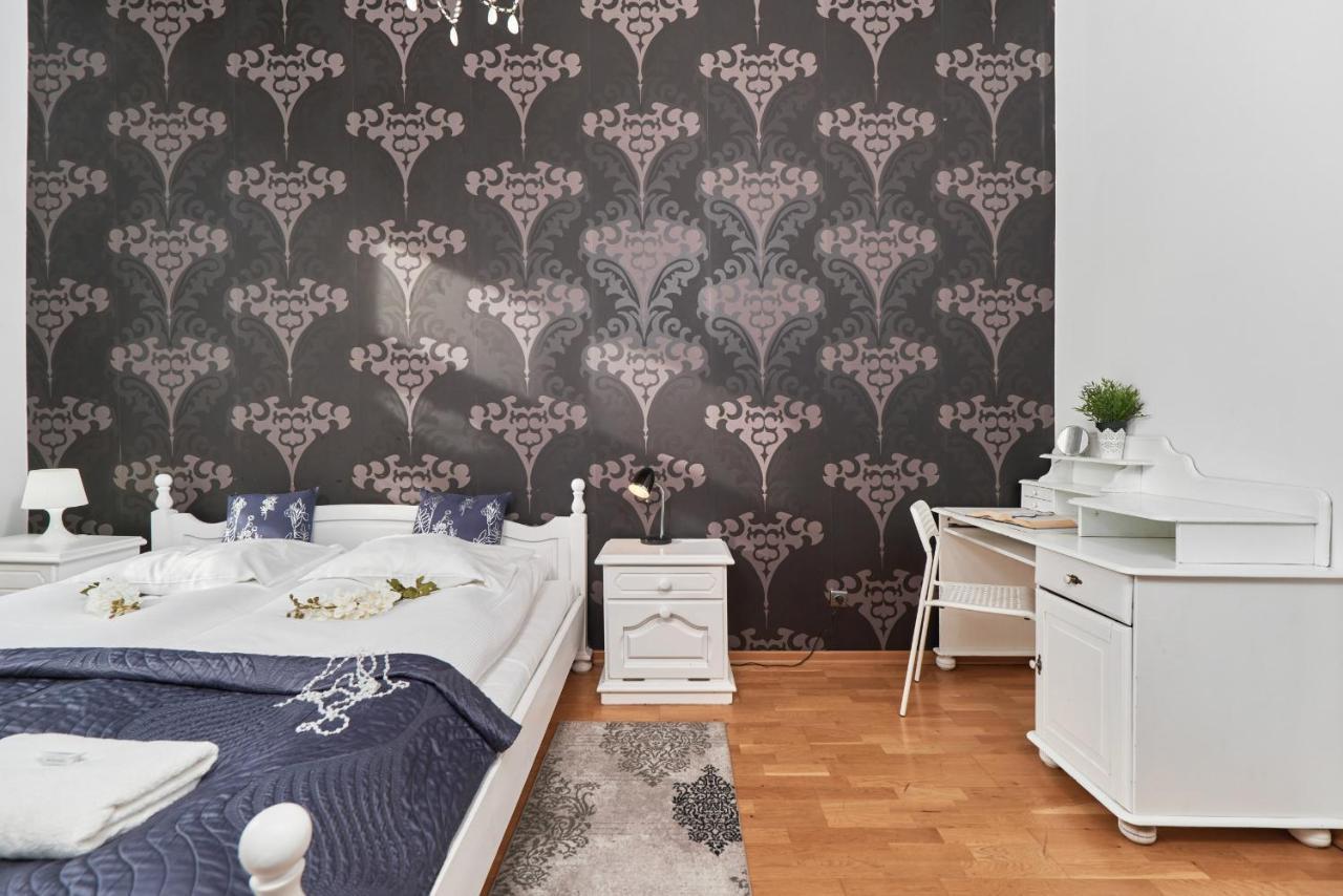 Rynek Apartment The Heart Of The City By Noclegi Renters Wrocław Exterior foto